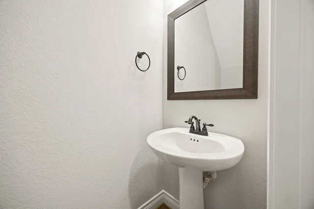 $925,000 | 10703 William Pass Lane, Cypress, TX 77433