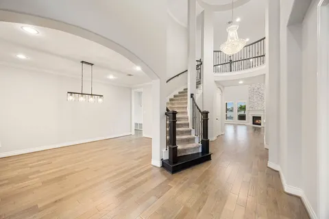 $925,000 | 10703 William Pass Lane, Cypress, TX 77433