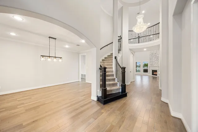 $925,000 | 10703 William Pass Lane, Cypress, TX 77433