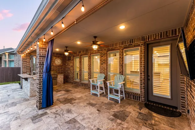 $925,000 | 10703 William Pass Lane, Cypress, TX 77433