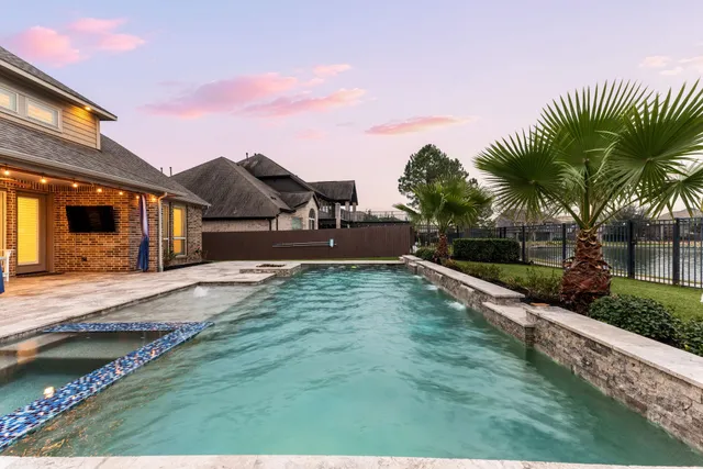 $925,000 | 10703 William Pass Lane, Cypress, TX 77433