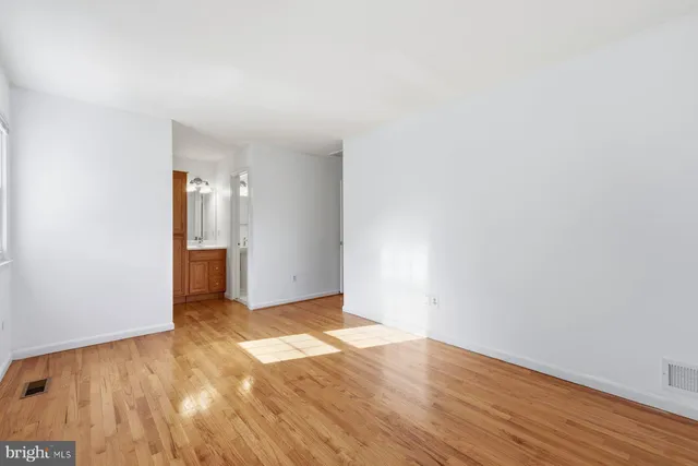 $3,950 | 11733 Becket Street, Potomac, MD 20854