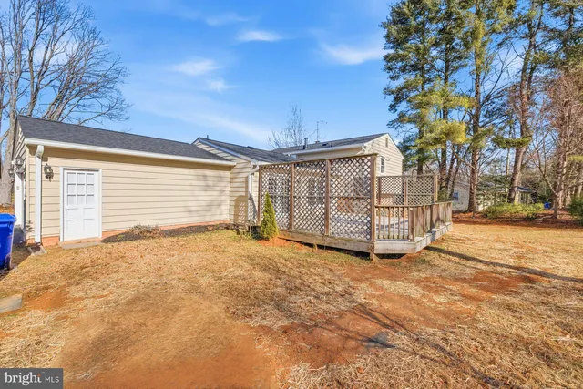 $3,950 | 11733 Becket Street, Potomac, MD 20854