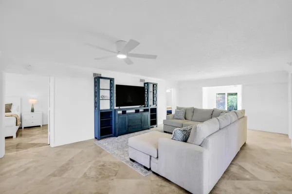 $5,000 | 4161 U.S. Highway 1, Unit I2, Jupiter, FL 33477