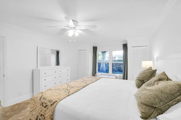 $5,000 | 4161 U.S. Highway 1, Unit I2, Jupiter, FL 33477