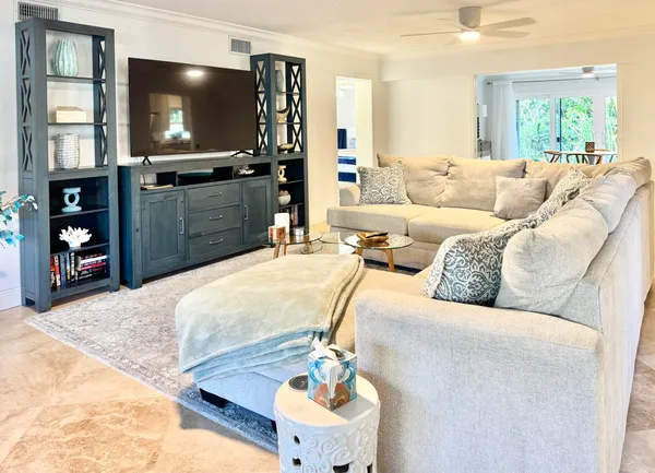 $5,000 | 4161 U.S. Highway 1, Unit I2, Jupiter, FL 33477