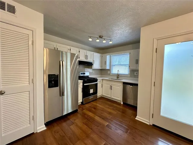 $1,600 | 2293 Wellington Circle, Lithonia, GA 30058