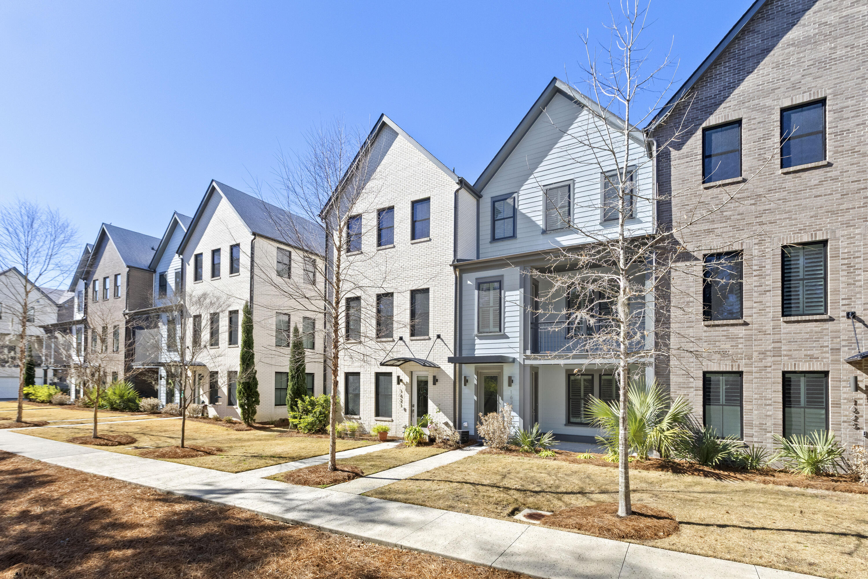 1623 Florentia Street, Unit N2 Mount Pleasant, SC 29464 - Photo 2 of 46 1623FlorentiaSt-CasaVerdeMediaLLC2