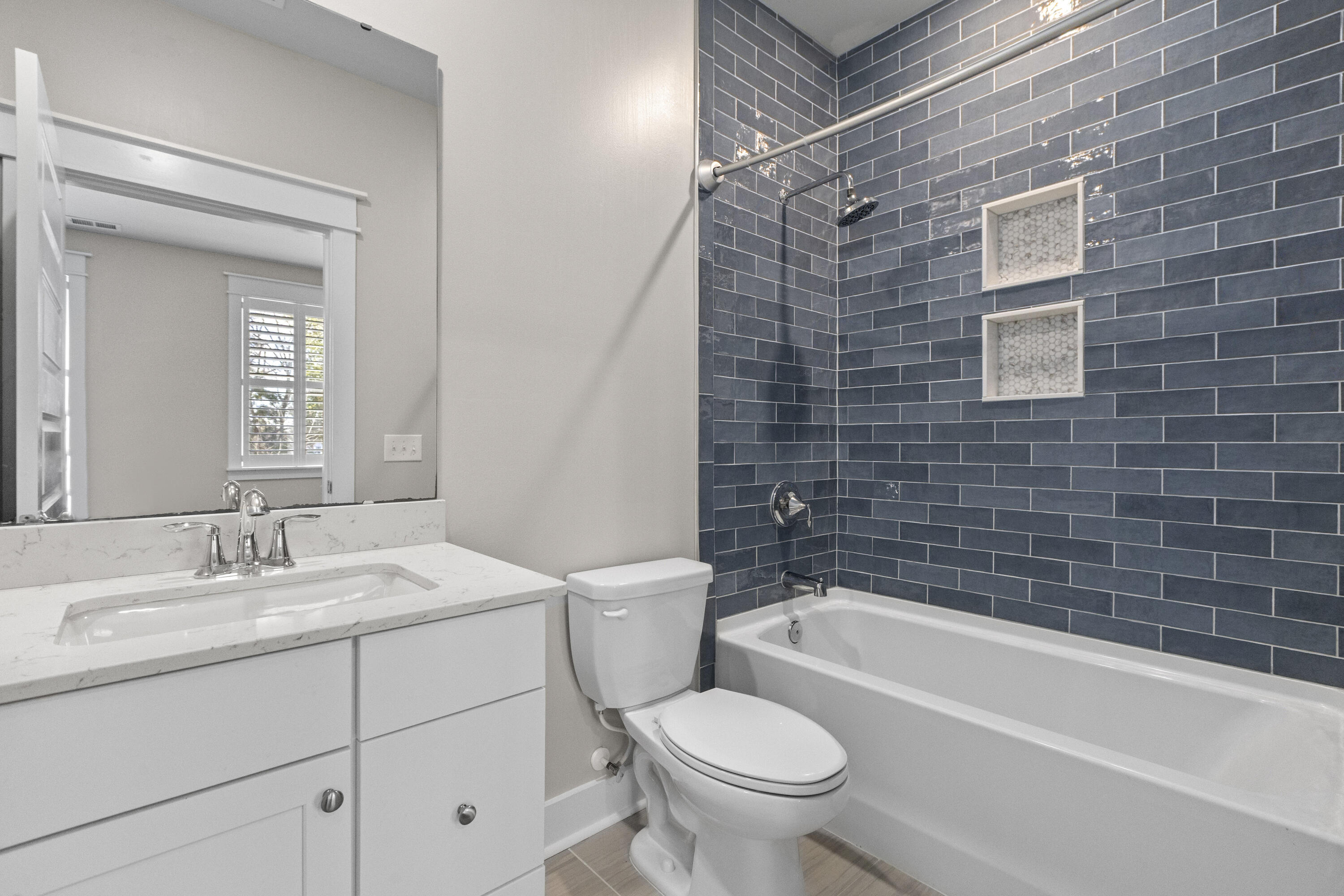 1623 Florentia Street, Unit N2 Mount Pleasant, SC 29464 - Photo 29 of 46 1623FlorentiaSt-CasaVerdeMediaLLC29