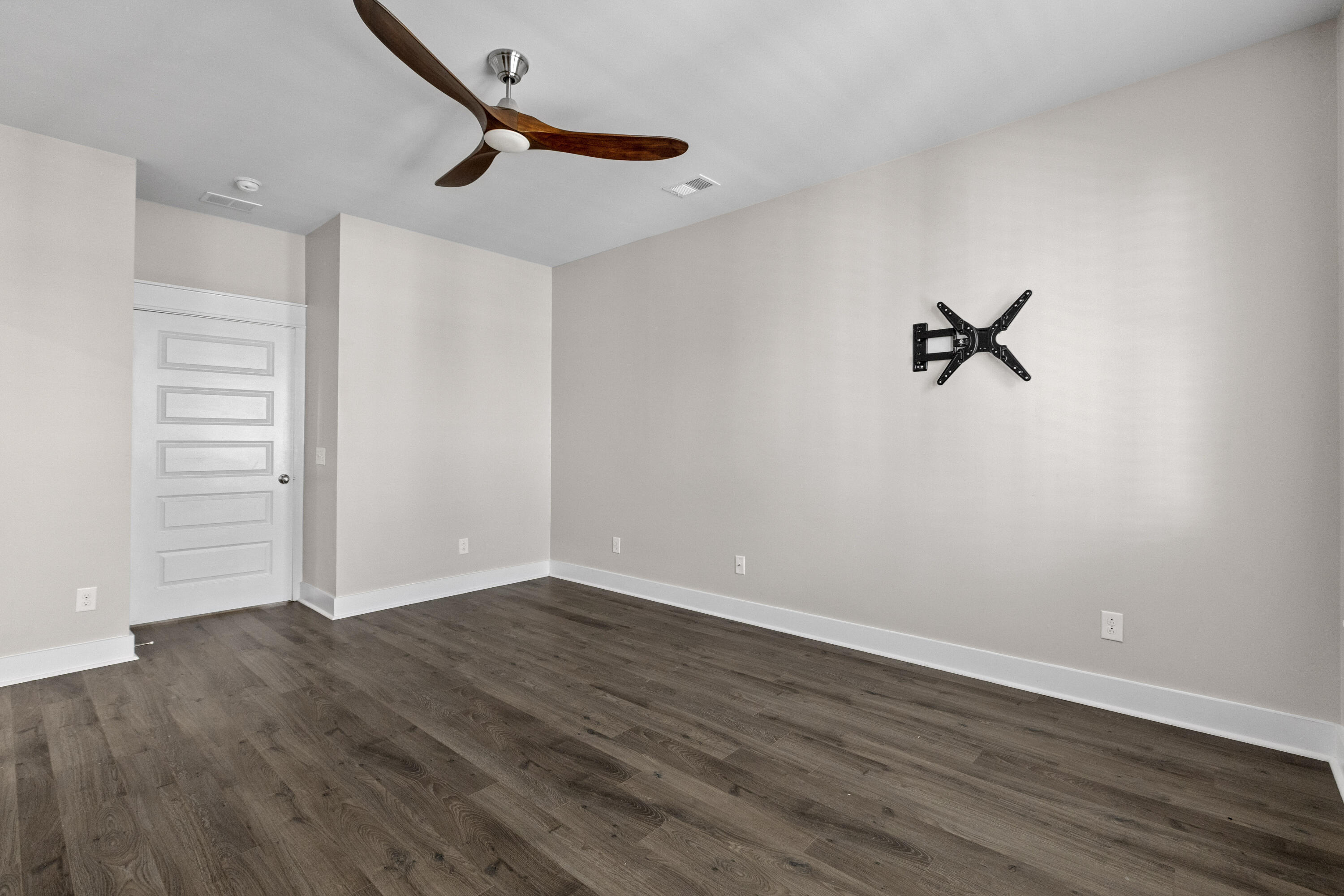 1623 Florentia Street, Unit N2 Mount Pleasant, SC 29464 - Photo 35 of 46 1623FlorentiaSt-CasaVerdeMediaLLC35