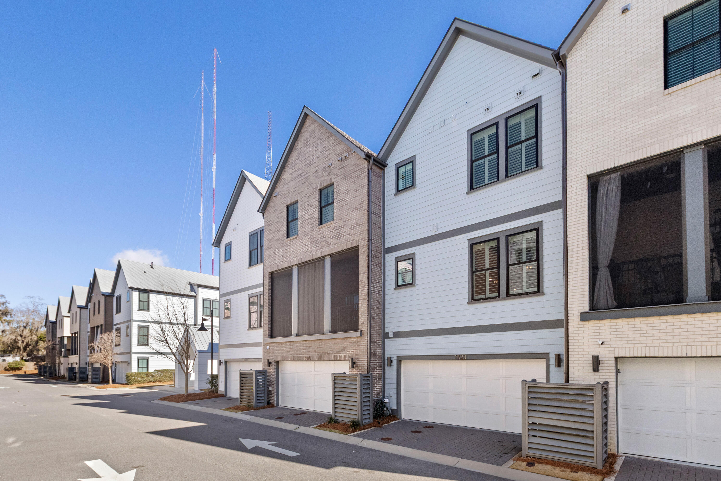 1623 Florentia Street, Unit N2 Mount Pleasant, SC 29464 - Photo 43 of 46 1623FlorentiaSt-CasaVerdeMediaLLC43