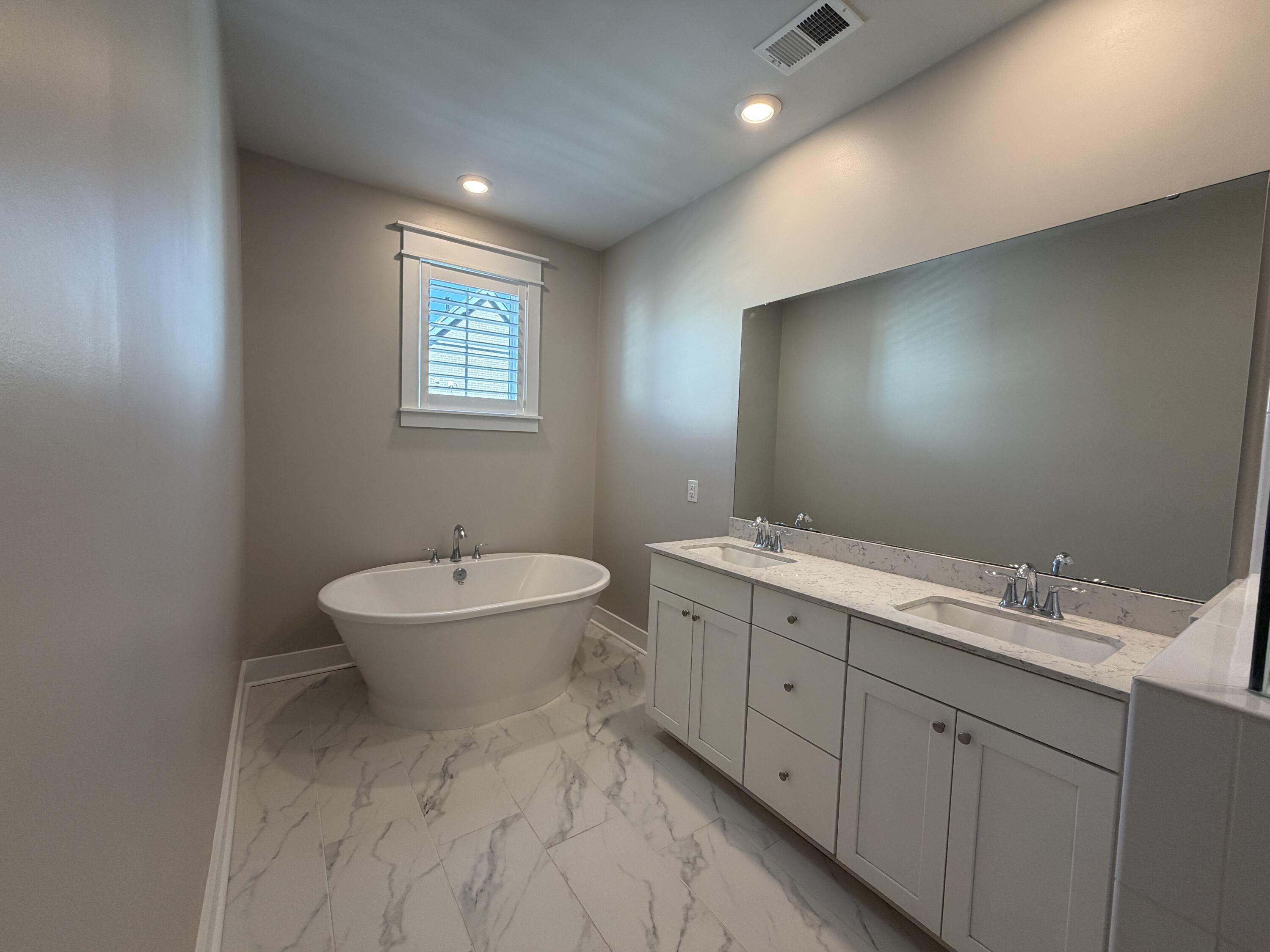 1623 Florentia Street, Unit N2 Mount Pleasant, SC 29464 - Photo 43 of 49 Photo Feb 10 2026, 11 21 29 AM