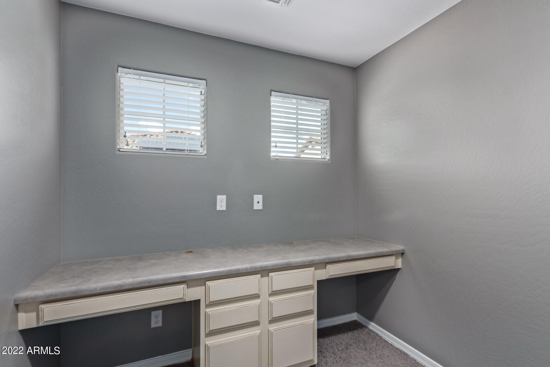 437 North Ranger Trail Gilbert, AZ 85234 - Photo 21 of 33 29-Ranger