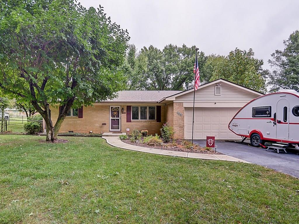234 Bennington Road Indianapolis, IN 46227 - Photo 2 of 25 Gallery Image 2