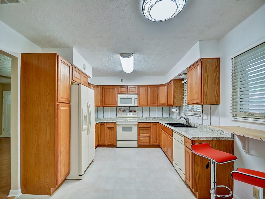 234 Bennington Road Indianapolis, IN 46227 - Photo 8 of 25 Gallery Image 8