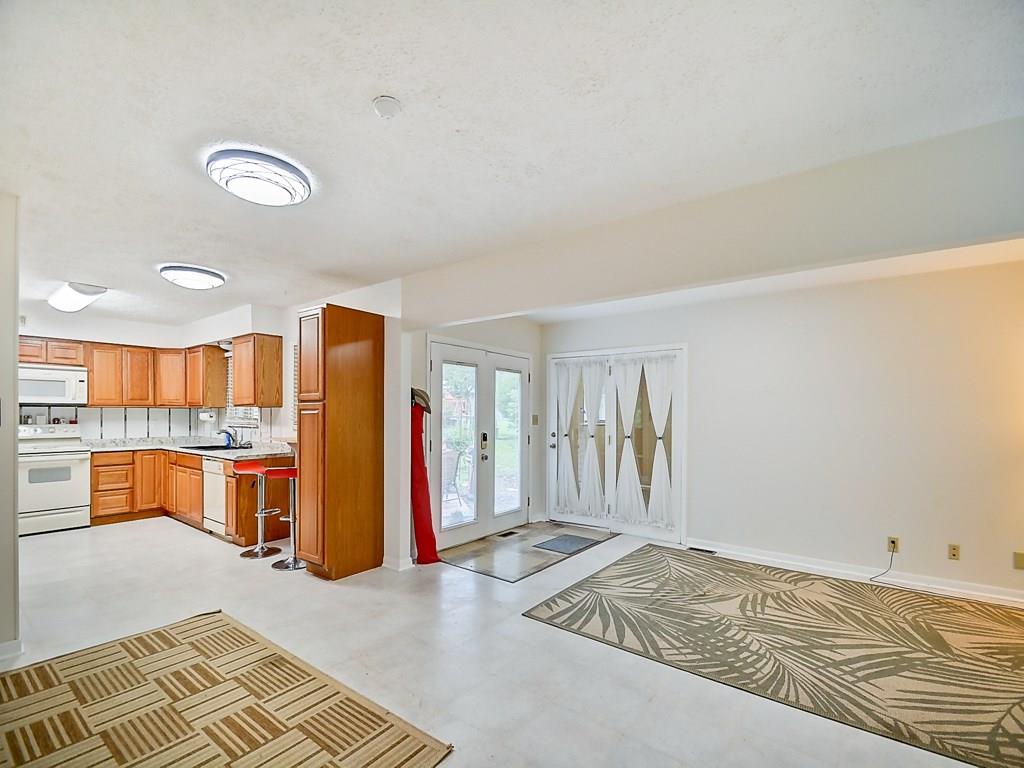 234 Bennington Road Indianapolis, IN 46227 - Photo 10 of 25 Gallery Image 10