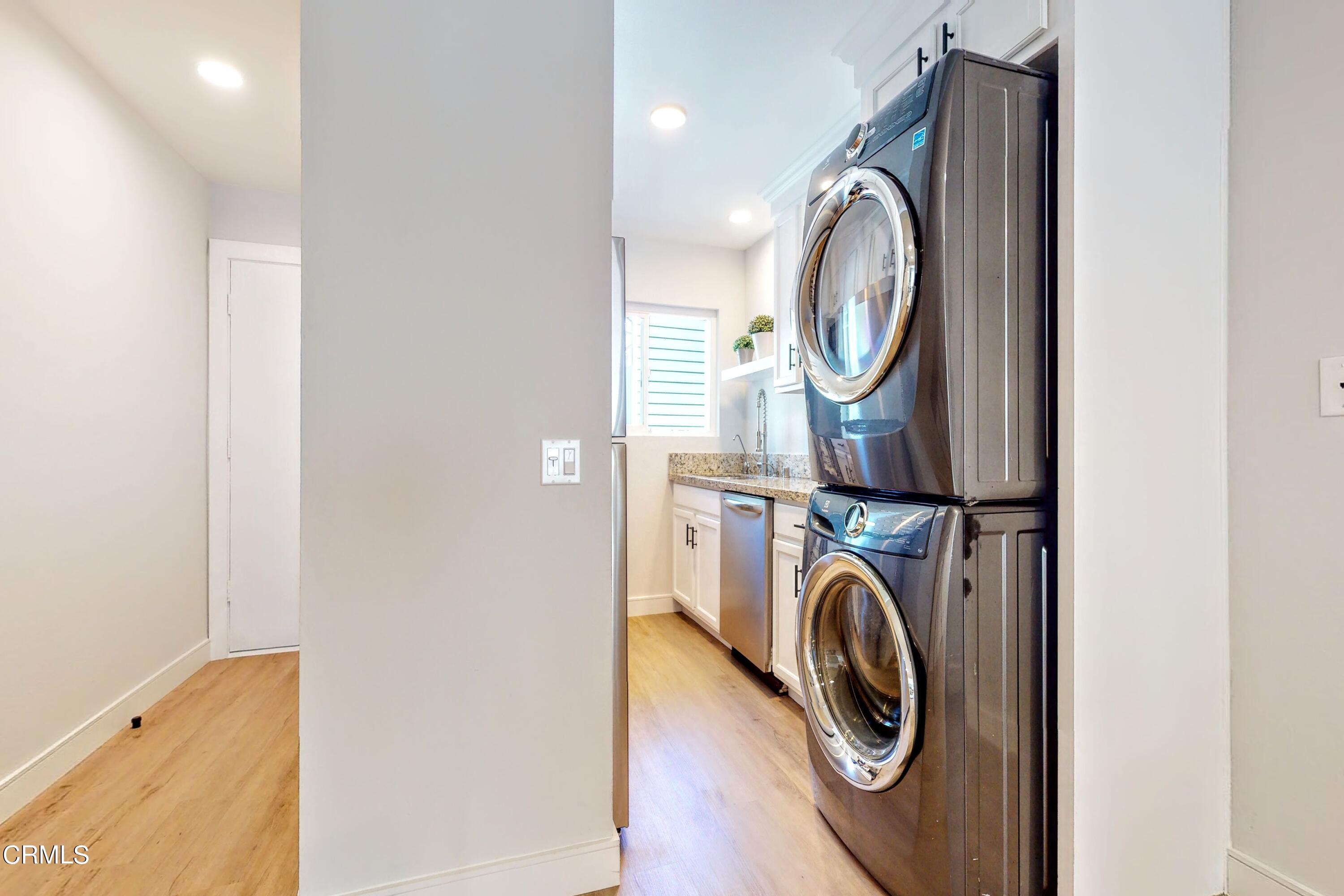 263 South Ventura Road, Unit 272 Port Hueneme, CA 93041 - Photo 15 of 40 a utility room with dryer and washer