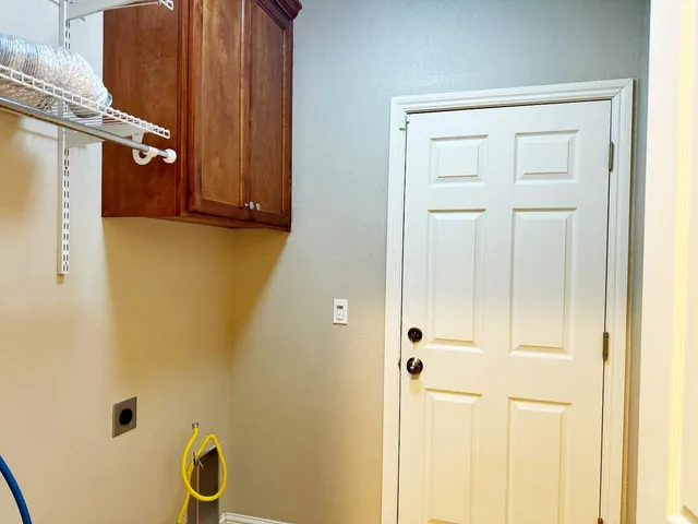 $429,000 | 510 Stonehaven Drive, Los Banos, CA 93635