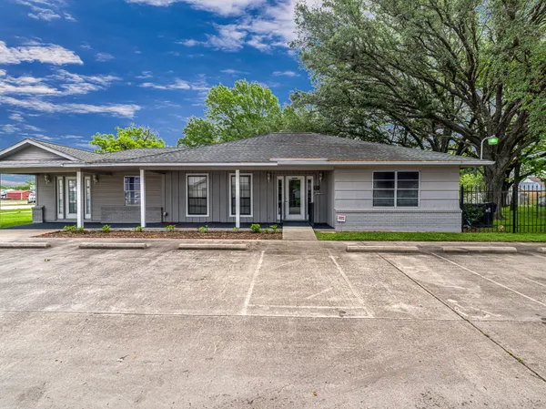 $275,000 | 1105 San Jacinto Street, Rosenberg, TX 77471