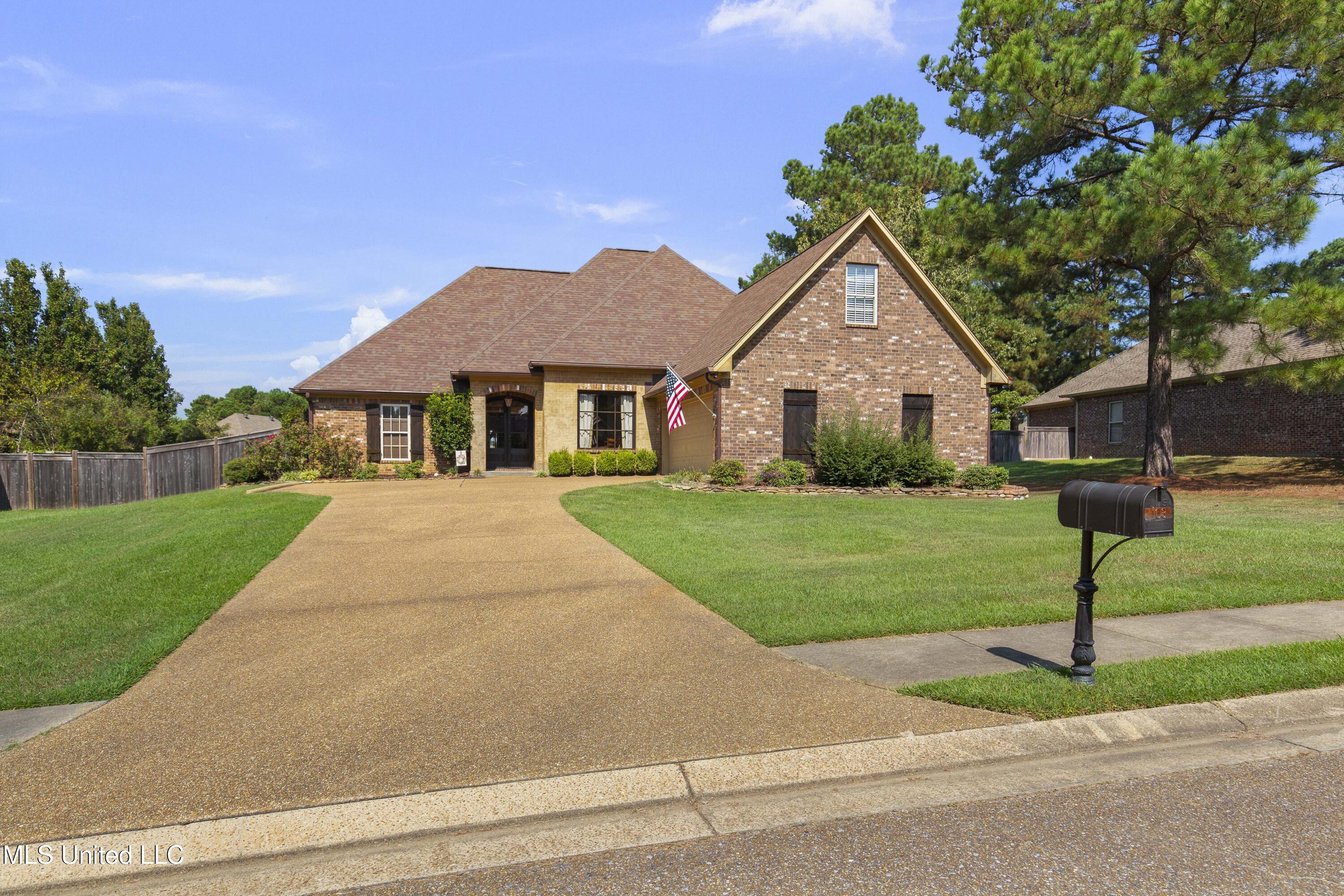103 Elm Court Madison, MS 39110 - Photo 2 of 66 103 Elm Ct-2