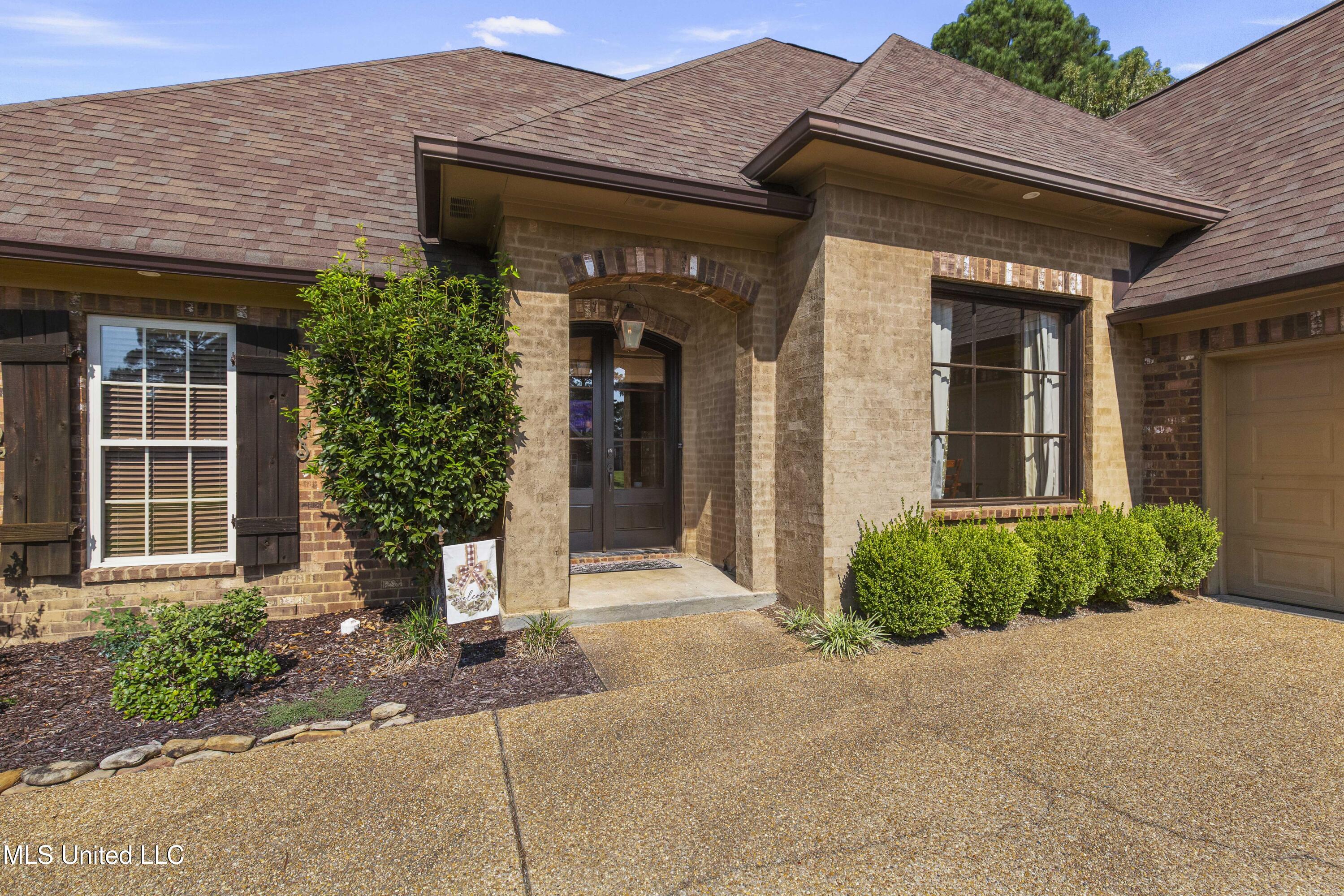 103 Elm Court Madison, MS 39110 - Photo 6 of 66 103 Elm Ct-6