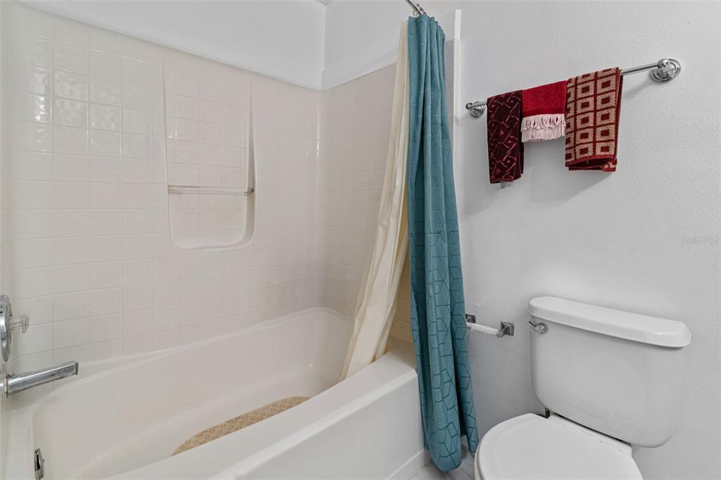 4228 Augustine Road Spring Hill, FL 34609 - Photo 15 of 40