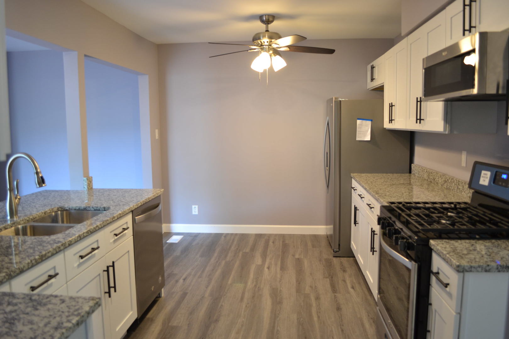 337 Rockhurst Road Bolingbrook, IL 60440 - Photo 8 of 22