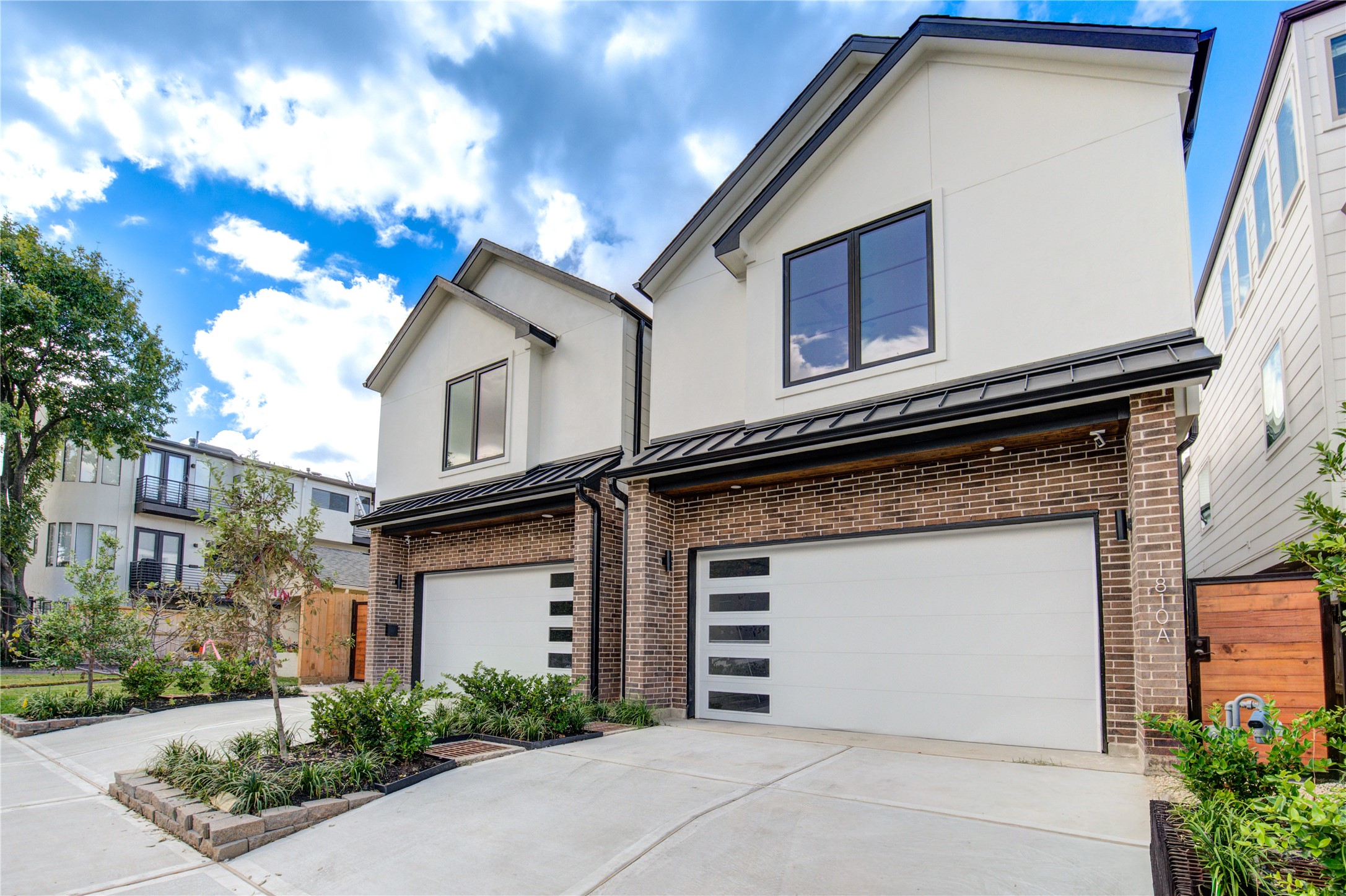 a house view with a outdoor space