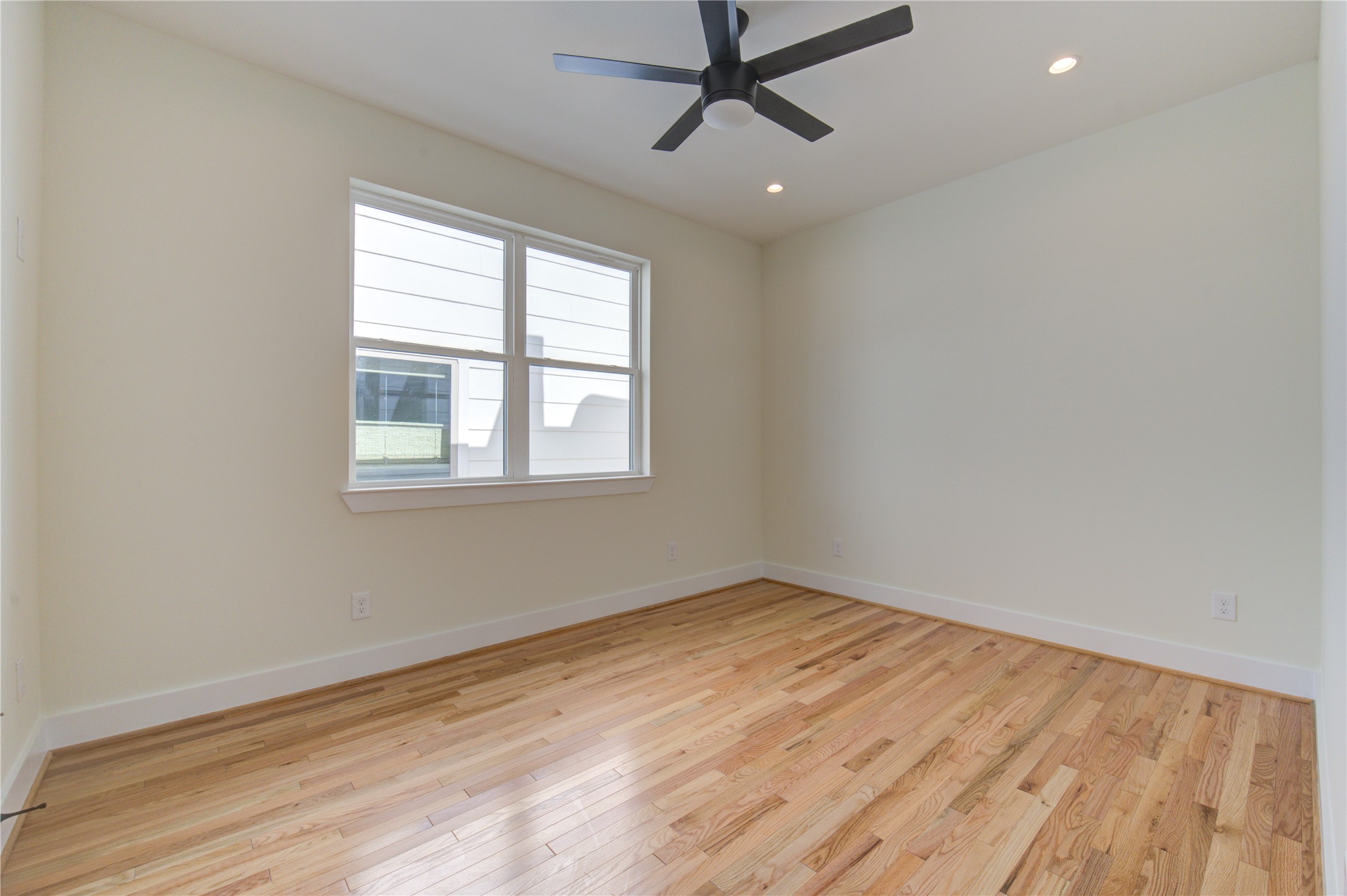 1810 Hazard Street, Unit A Houston, TX 77019 - Photo 9 of 47 an empty room with a window