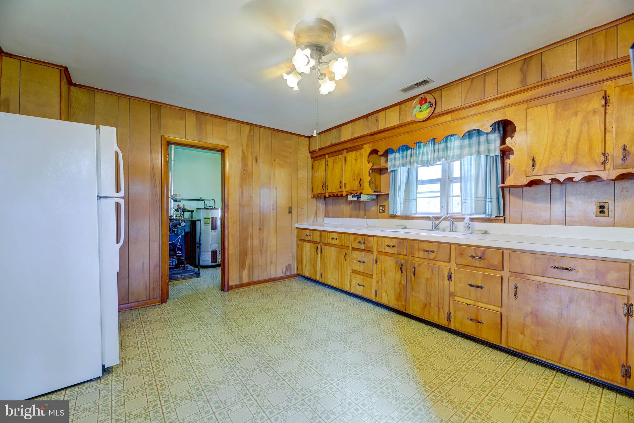5422 Moose Lodge Road Cambridge, MD 21613 - Photo 6 of 27 Kitchen