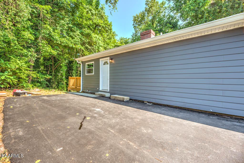 236 Outer Drive Oak Ridge, TN 37830 - Photo 8 of 30 Outer236e (1)-Edit