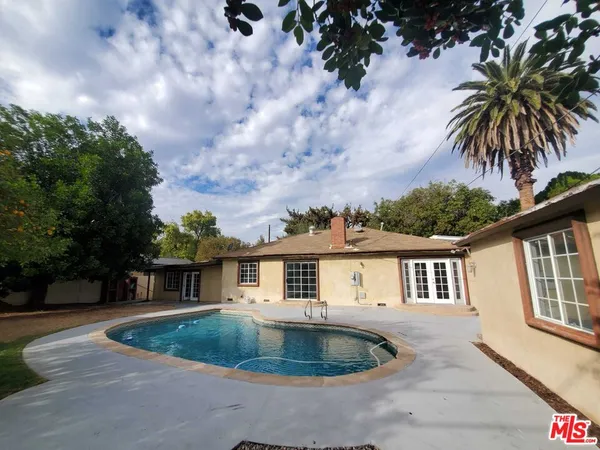 $6,675 | 19150 Topham Street, Tarzana, CA 91356