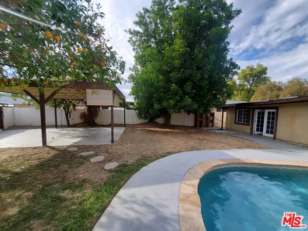 $6,675 | 19150 Topham Street, Tarzana, CA 91356