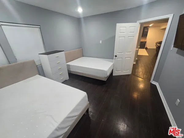 $6,675 | 19150 Topham Street, Tarzana, CA 91356