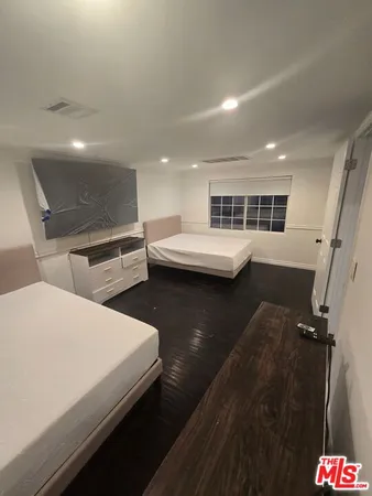 $6,675 | 19150 Topham Street, Tarzana, CA 91356