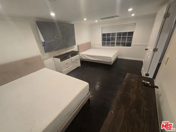 $6,675 | 19150 Topham Street, Tarzana, CA 91356