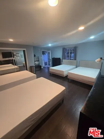 $6,675 | 19150 Topham Street, Tarzana, CA 91356