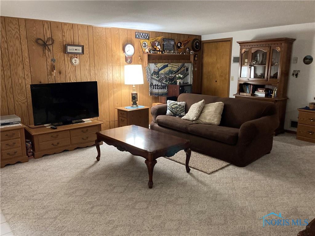982 Standley Road Defiance, OH 43512 - Photo 9 of 25 Gallery Image 9