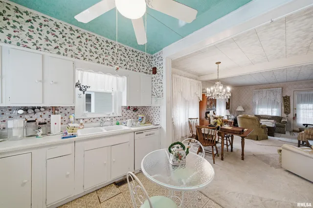 $115,000 | 4212 North Prospect Road, Peoria, IL 61603