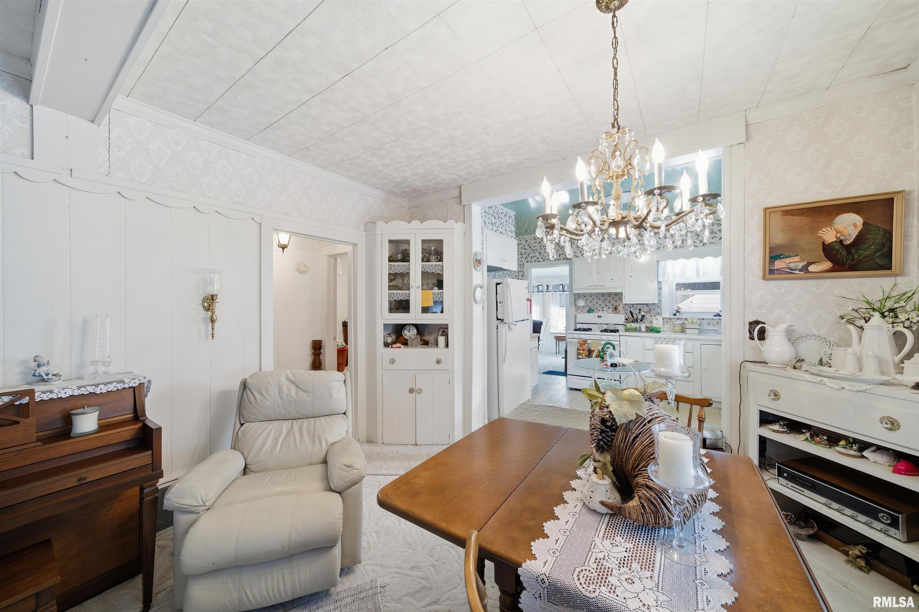 4212 North Prospect Road Peoria, IL 61603 - Photo 16 of 27