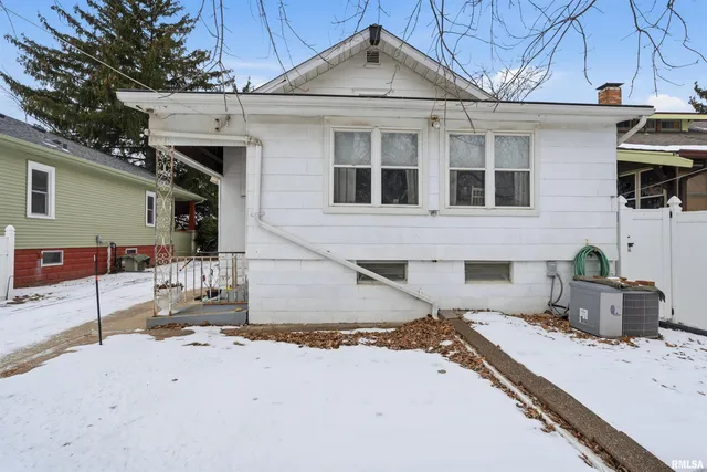 $115,000 | 4212 North Prospect Road, Peoria, IL 61603