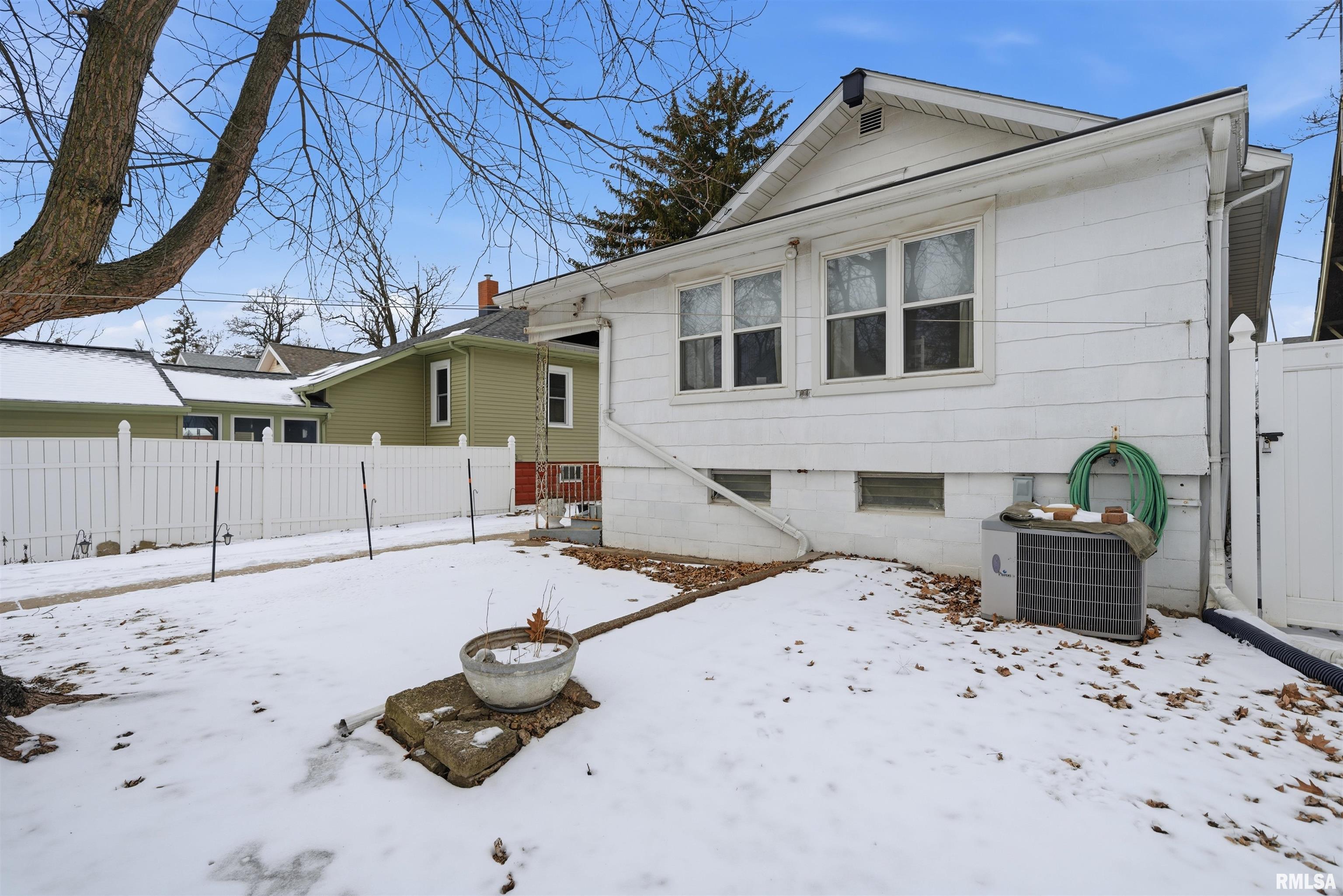 4212 North Prospect Road Peoria, IL 61603 - Photo 25 of 27