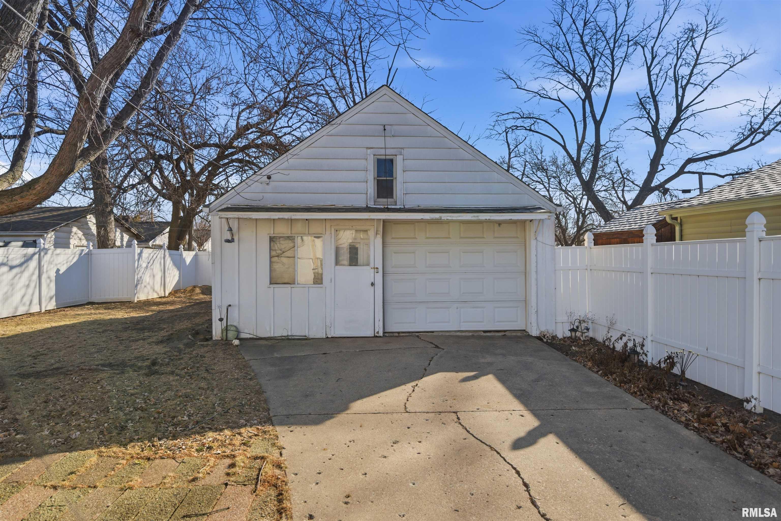 4212 North Prospect Road Peoria, IL 61603 - Photo 27 of 28