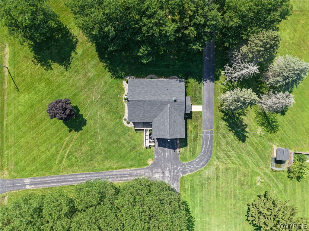 1359 Roberts Road Alabama, NY 14013 - Photo 5 of 33
