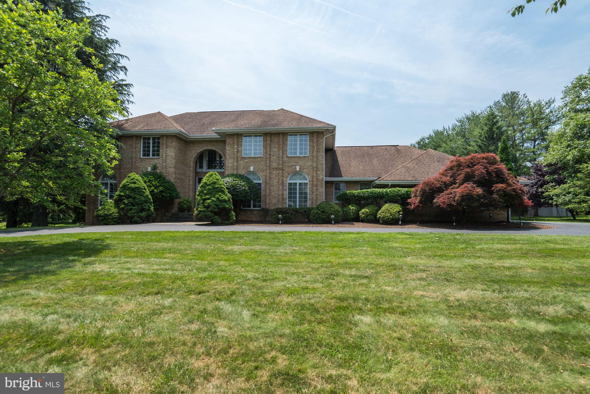 10918 Brent Road Potomac, MD 20854 - Photo 1 of 29 Exterior (Front)