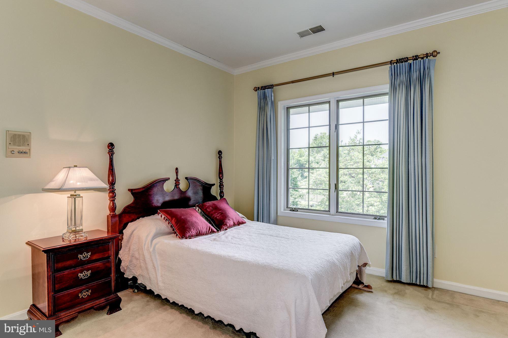 10918 Brent Road Potomac, MD 20854 - Photo 14 of 29 Bedroom #1
