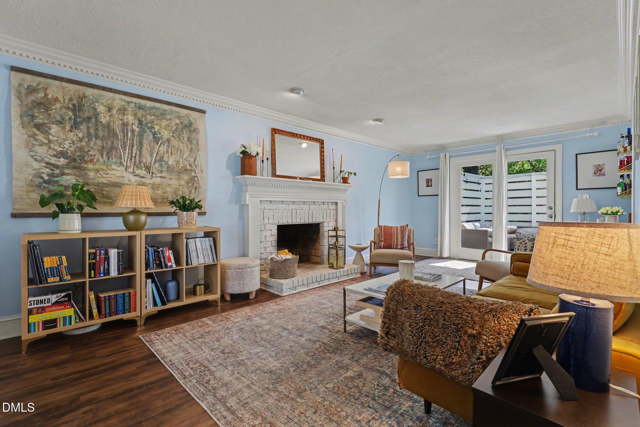 3204 Flintshire Road Raleigh, NC 27604 - Photo 14 of 26 oversized family room