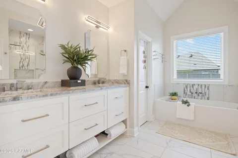 $485,000 | 102 Fresh Fields Lane, Lafayette, LA 70503