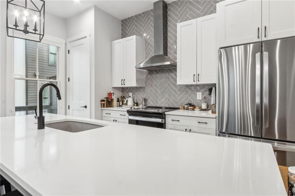 725 Perch Place Atlanta, GA 30312 - Photo 10 of 49