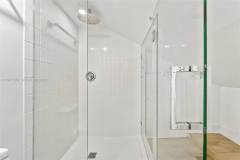 $1,890,000 | 3951 Park Drive, Miami, FL 33133